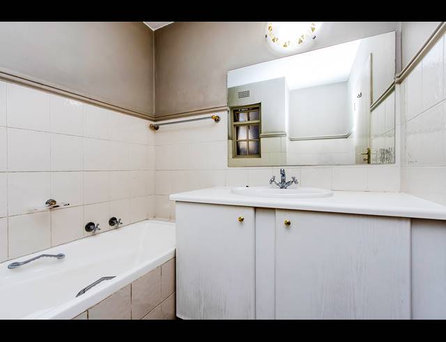 2 BEDROOM APARTMENT TO LET IN HYDE PARK